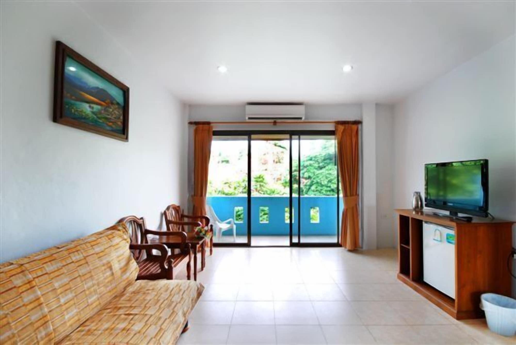 Holiday Guest House شاطئ تشاوينغ المظهر الخارجي الصورة