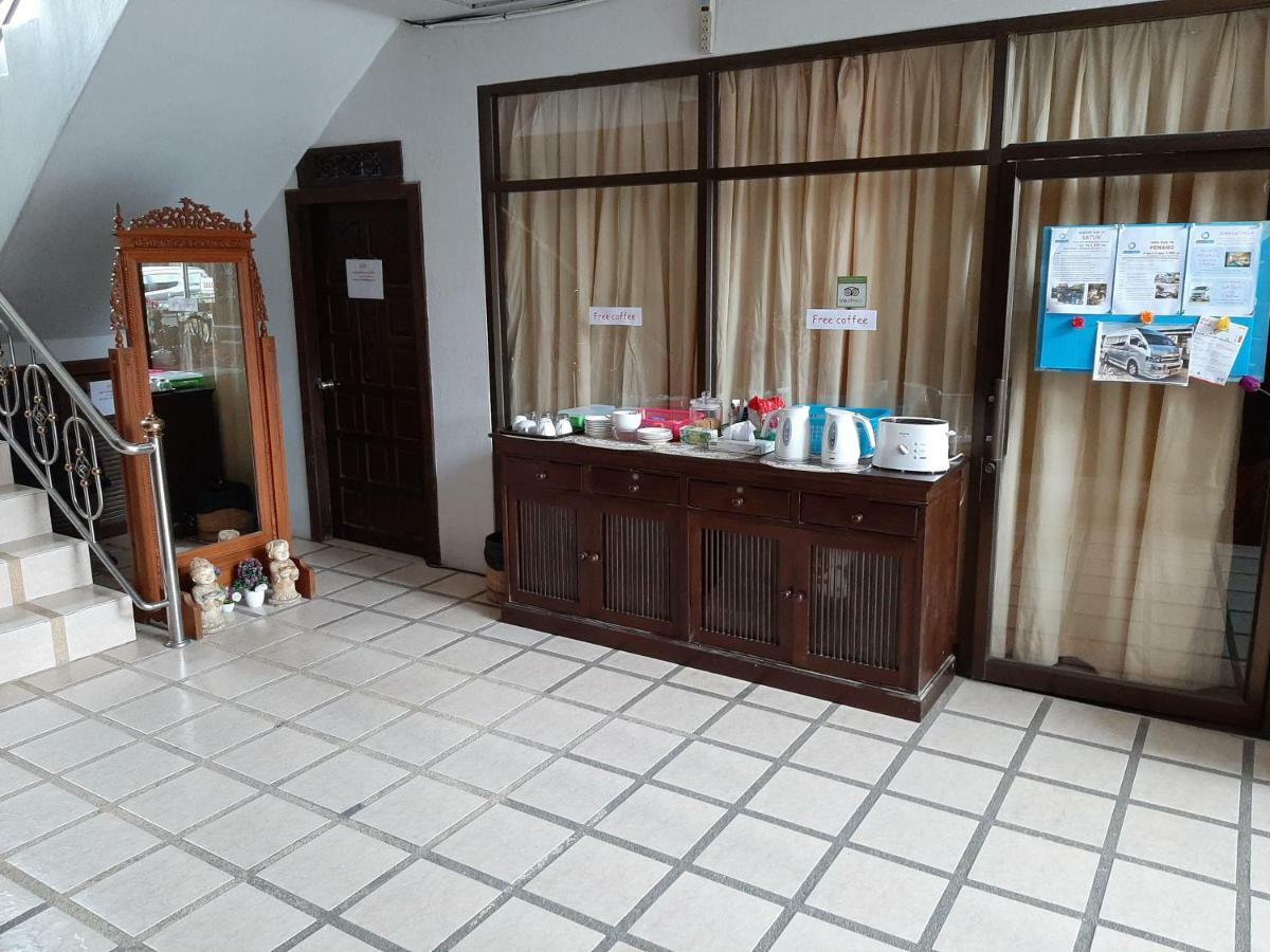 Holiday Guest House شاطئ تشاوينغ المظهر الخارجي الصورة