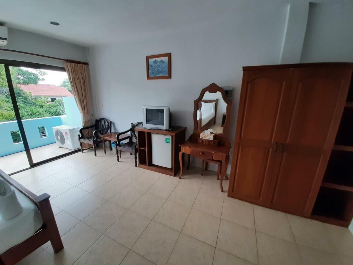 Holiday Guest House شاطئ تشاوينغ المظهر الخارجي الصورة