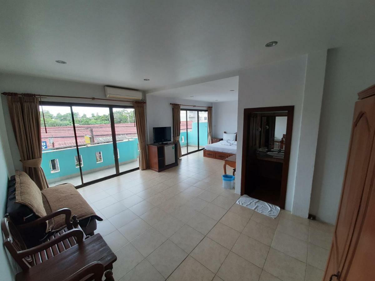Holiday Guest House شاطئ تشاوينغ المظهر الخارجي الصورة