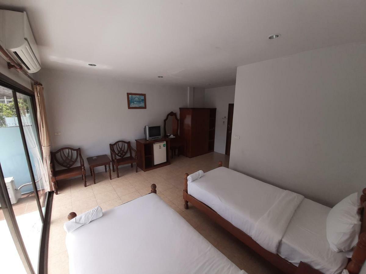 Holiday Guest House شاطئ تشاوينغ المظهر الخارجي الصورة